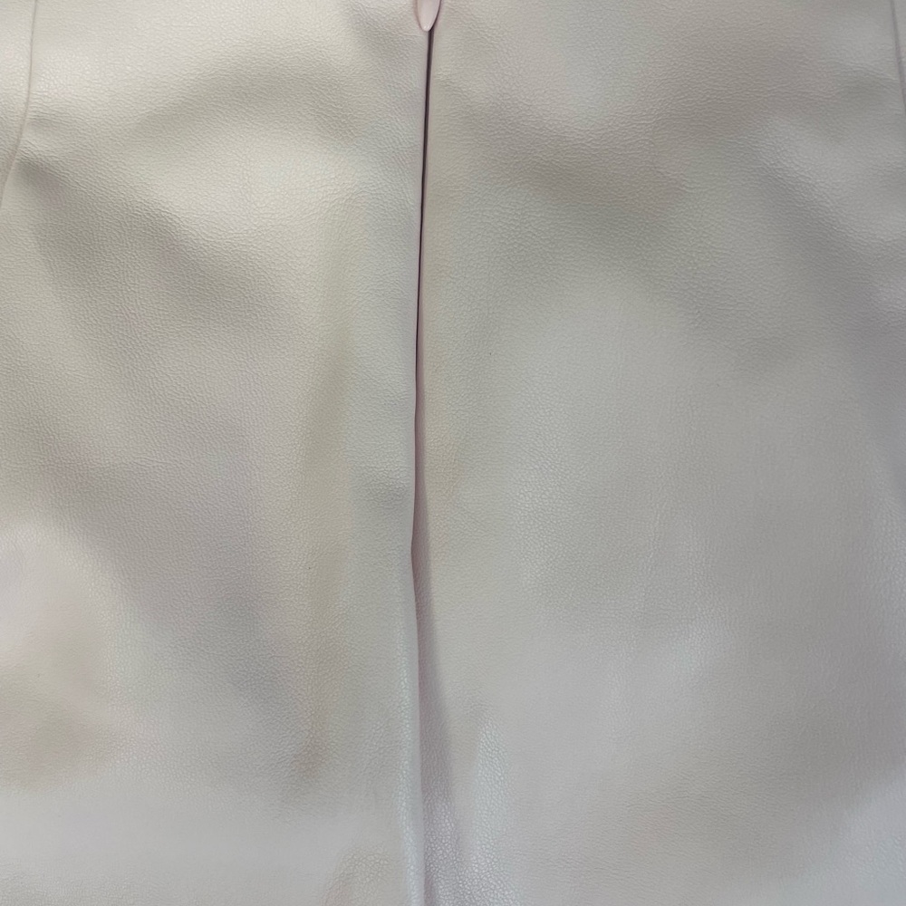 ALYA Elegant Faux Leather Light Pink Skort with Bow Detail - Picture 4 of 7